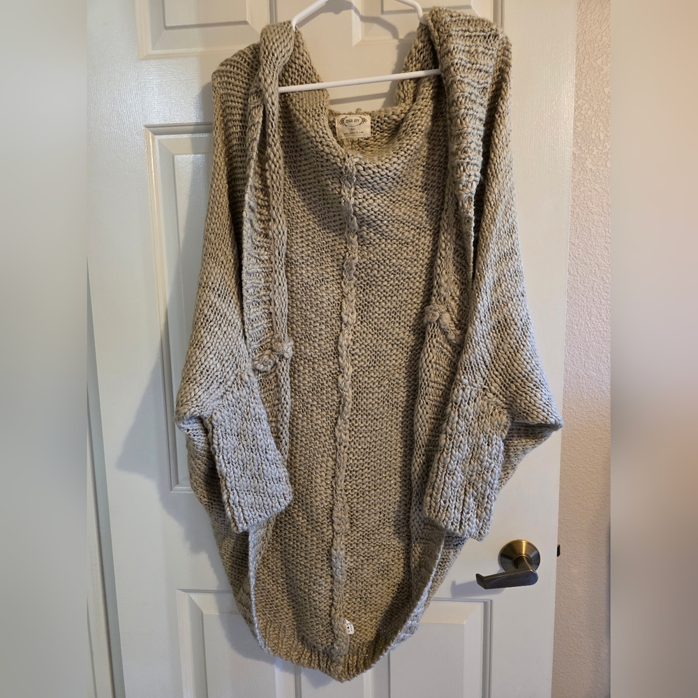 Cozy Green With Gold Knit Sweater
